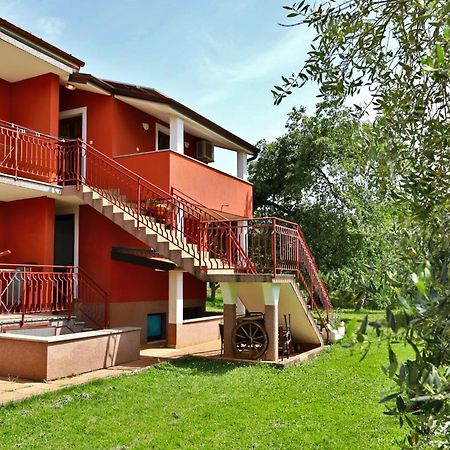 Apartment Zita With 1 Bedroom In Relaxing Surroundings Near Umag Umago Exterior foto