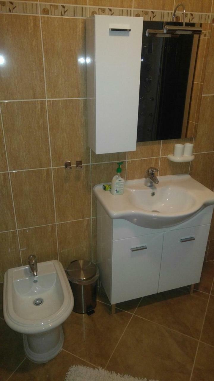 Apartment Zita With 1 Bedroom In Relaxing Surroundings Near Umag Umago Exterior foto